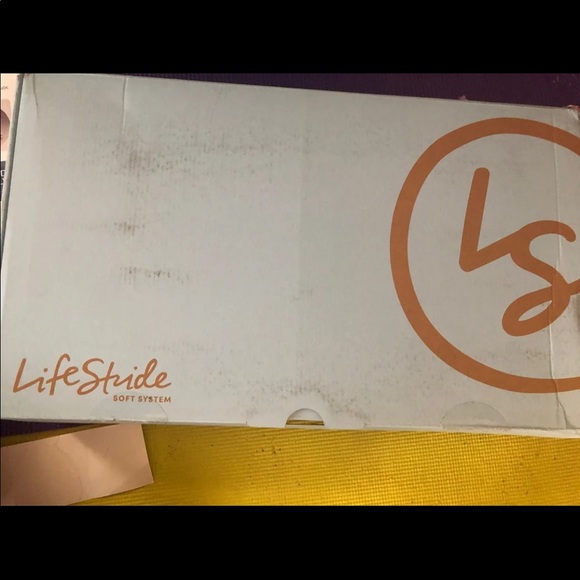 NIB NATURALIZER HIGH KNEE BOOTS WOMEN SIZE 5.5 - Picture 6 of 9